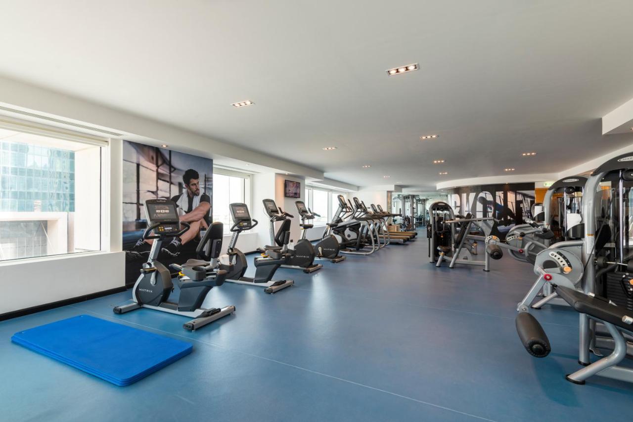 Centara West Bay Hotel & Residences Doha Luaran gambar The gym at the hotel